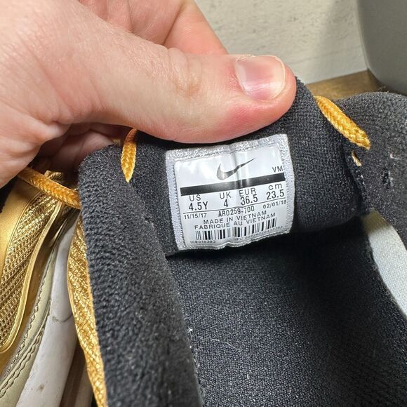 Nike Air Max Plus TN AR0259-700 Metallic Gold Varsity Sneakers Women's Size 6 - Picture 9 of 9